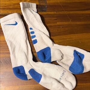 Nike Elite Men's White and Blue Crew Socks